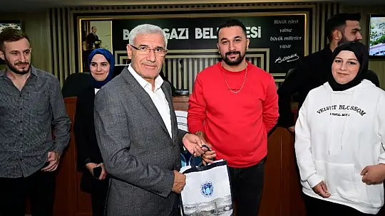 Başkan Güder Üniversite Öğrencileriyle Bir Araya Geldi