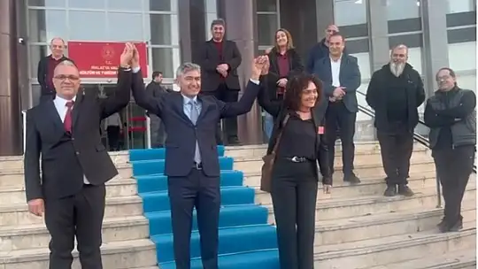 Attarlar esnaf odası değişim dedi Basri Orhan dönemi resmen başladı