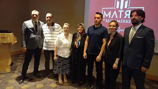 Malatya'nın Gururu AYT Sayısal Birincisi Arif Evren Ödüllendirildi
