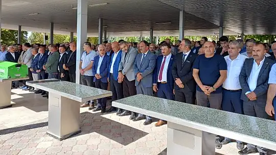 Malatya'nın Değeri Dt. Enver Budan Dualarla Toprağa Verildi