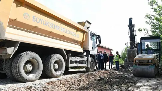 Başkan Gürkan'dan Orduzu Mahallesinde Yol Asfalt İncelemesi