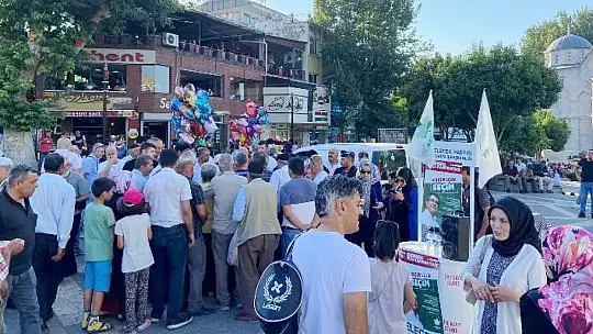 Gelecek Partisinden 5.000 Kişilik Aşure İkramı