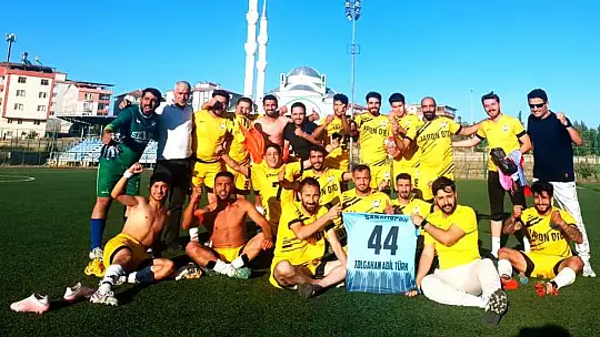 Malatya Sanayispor'dan Büyük Başarı: 1. Amatör Kümeye Yükseldi!