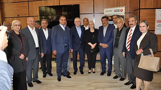 Miraç Akdoğan'dan ' Ahde Vefa' Eski ANAP'lılarla Bayramlaşma Töreni...