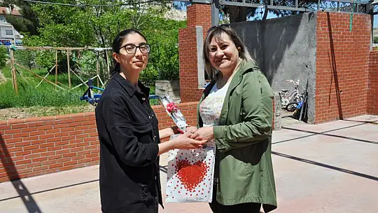 Maskar' Tüm Annelere Bizim İçin Özeldir'