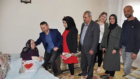 Maskar' Tüm Annelere Bizim İçin Özeldir'