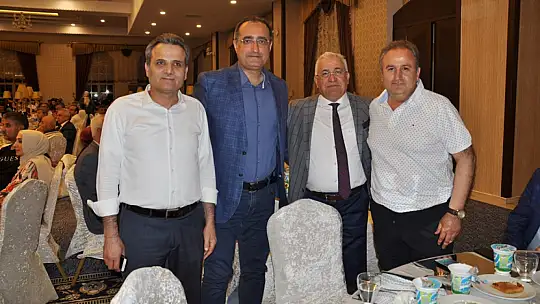 Tuğçe ve Onurhan Dillere Destan Düğün ile Evlendi.