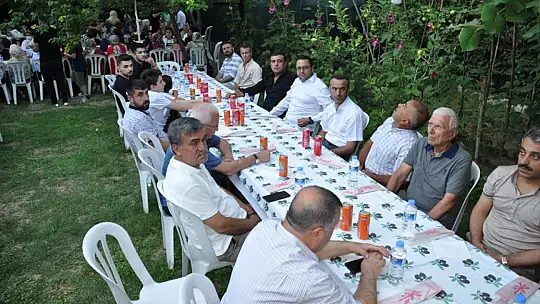 Günata Ailesi Yıllık Akraba İstişare Toplantısı Yaparak Türkiye'ye Örnek Oluyor