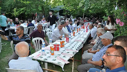 Günata Ailesi Yıllık Akraba İstişare Toplantısı Yaparak Türkiye'ye Örnek Oluyor