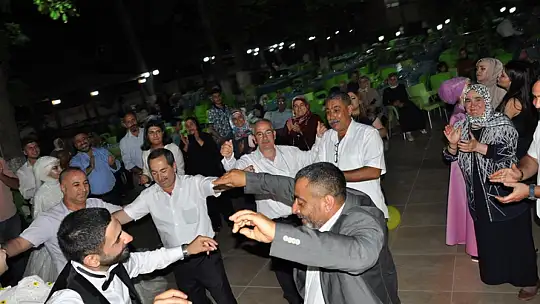 Kaya ve Duvarcı Ailelerinin Mutlu Günü