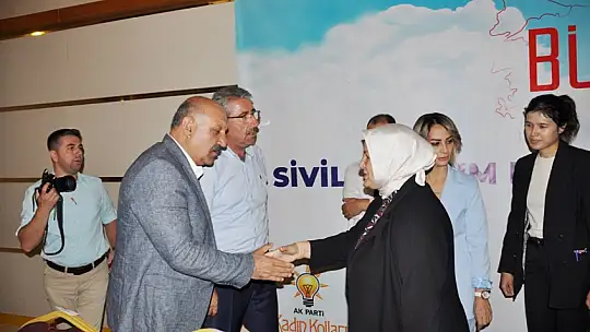 AK Parti Kadın Kollarından  Sivil Toplum Kuruluşları ve Basın Buluşması Toplantısı