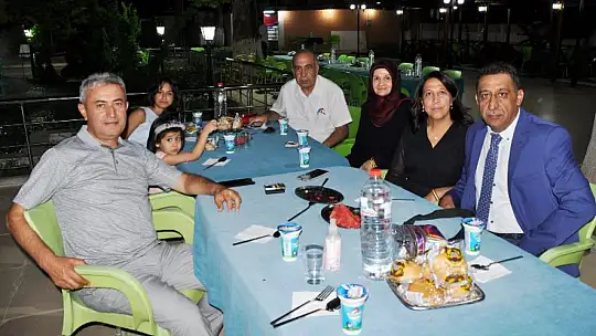 Turan ve Hayta Ailelerinin Mutlu Günü