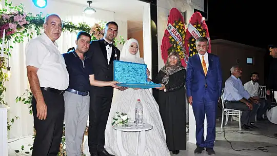 Turan ve Hayta Ailelerinin Mutlu Günü