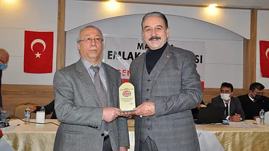 Emlakçılar Odasında Ali Özgül Güven Tazeledi