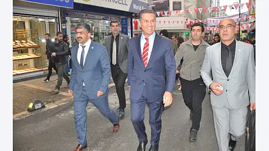 Mustafa Sarıgül'e Malatya'da Coşkulu Karşılama