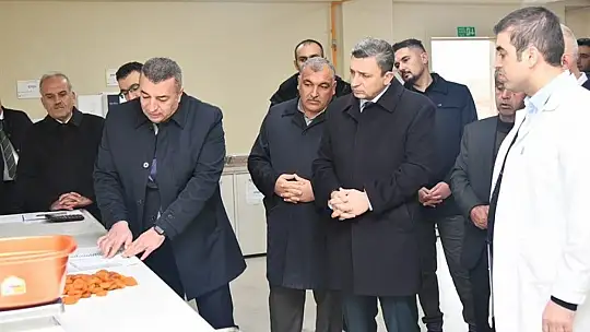 Şire Pazarı ve Kuru Kayısı Lisanslı Depo Tesislerinde İnceleme Gezisi