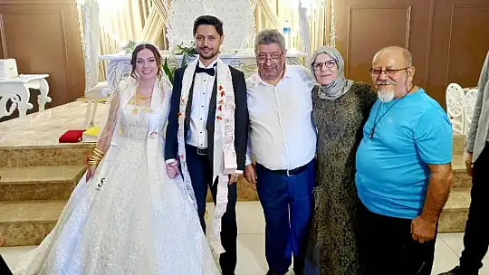 Aksu ve Özpınar Ailelerinin Mutlu Günü