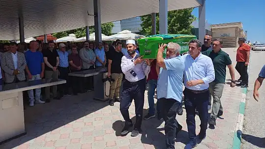 Mehmet Kavuk Son Yolculuğuna Uğurlandı