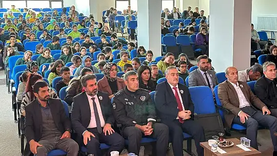 Kale Belediyesinden Kudüs Konulu Söyleşi Programına Yoğun İlgi