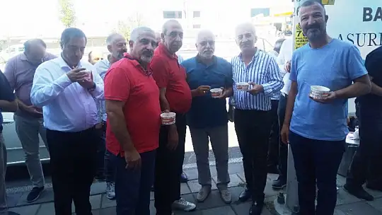 İşadamı Akif Baştürk'ün Aşure İkramına Yoğun ilgi