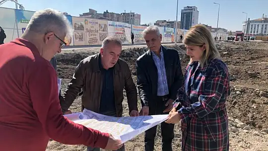 Malatya Milletvekili Ölmeztoprak'tan Merkez Çarşı'da İnceleme