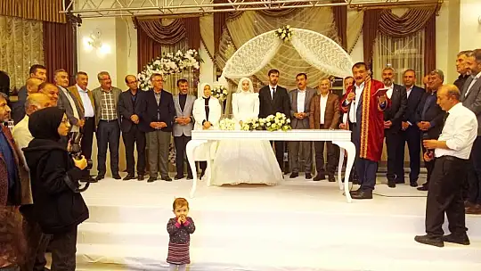 Kahveci ve Demez Ailelerinin Mutlu Günü