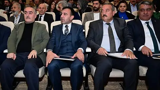 AK Partili Erkan Kandemir Başkanlığında İstişare Toplantısı