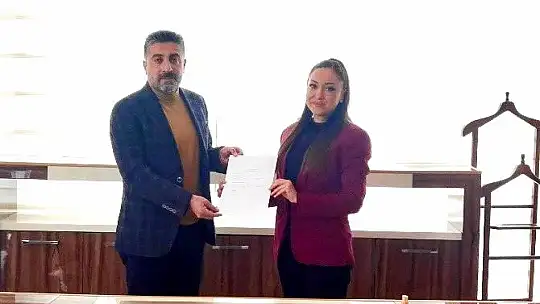 Ela Erkoç AK Parti Mv. Aday Adaylığını Açıkladı