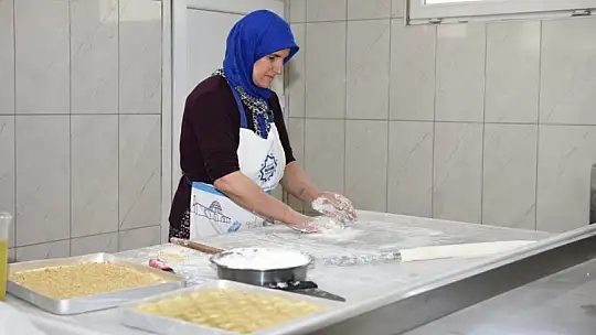 Fırınlarda Tatlı Mesaisi