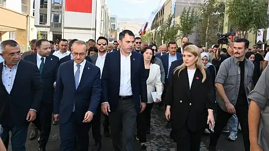 Bakan Kurum Bakırcılar Pazarında Özel Açıklamalarda Bulundu