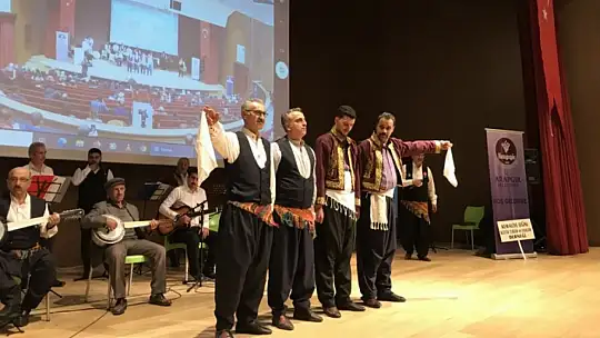 Arapgirliler Müziğe Doydu