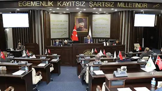 Büyükşehir Meclisinden Öğrencilere Jest