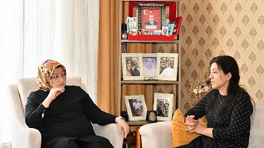 Gönül Elçileri Temsilcisi Vali Yazıcı'nın Eşi Hanife Yazıcı'dan Şehit Ailelerine Ziyaret