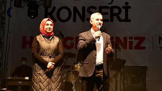 Yeşilyurt Belediyesi Gençlik Şöleni Renkli ve Coşku Dolu Geçti