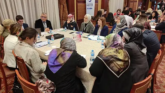 Yeşilyurt Belediyesi İle İnönü Üniversitesi Tarafından Yerel Yönetimler ve Kadın Çalıştayı