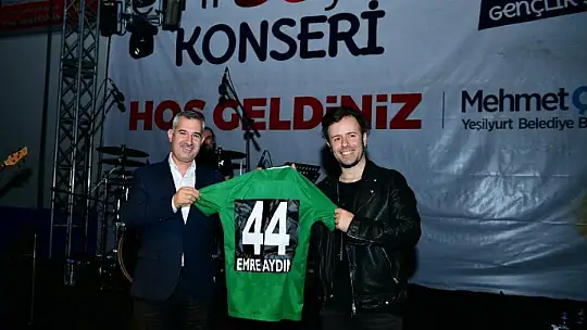 Yeşilyurt Belediyesi Gençlik Şöleni Renkli ve Coşku Dolu Geçti