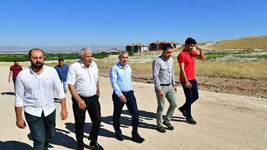 Yeşilyurt Belediyesi, Melekbaba Mahallesini Konforlu Yollarla Buluşturuyor