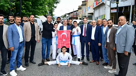 Çırmıhtı, Kiraz Festivaliyle Farklı Bir Güzelliğe Büründü