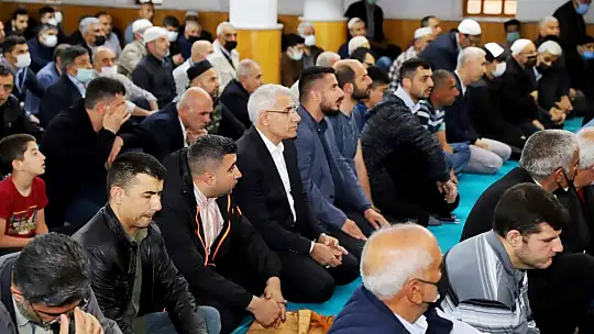 Başkan Güder, Battalgazililerin Bayramını Kutladı