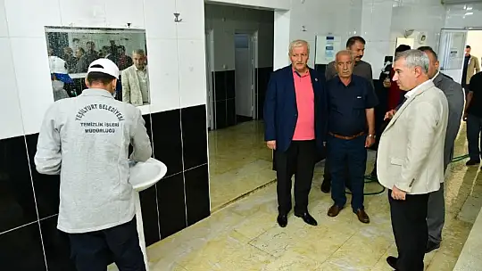 Yeşilyurt Belediyesi 'Cami Temizleme Ekipleri' Görevde