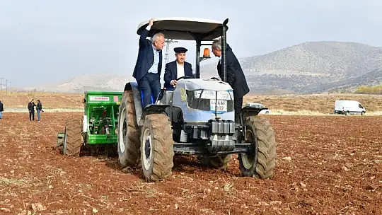 Yeşilyurt Belediyesi'nden Tarımsal Yatırımlara Destek