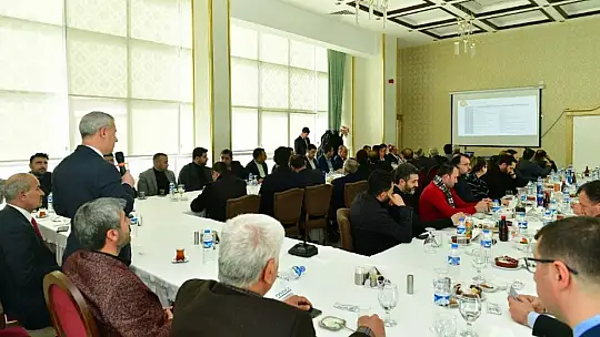 AK Parti ve MHP İlçe Yönetimi, Meclis Üyeleriyle İstişare Toplantısı