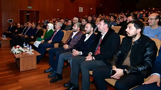 'Bilinçli Aile Ve Gençlerimiz' Seminerine Yoğun İlgi