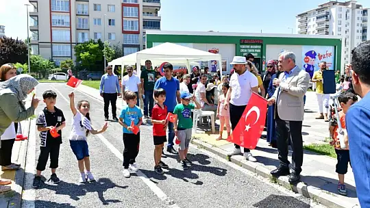 Yeşilyurt'ta Çocuk Trafik Eğitim Parkı 'Minikler Yarışıyor' Programı