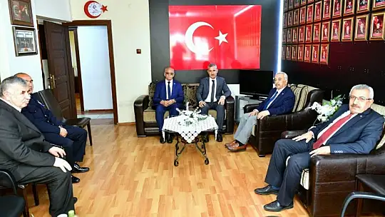 'Türk Polis Teşkilatıyla Gurur Duyuyoruz'