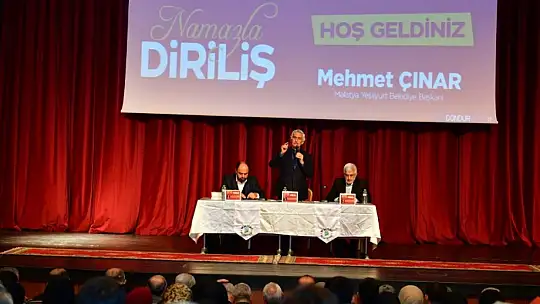 'Hayatımızın Merkezinde Namaz Olmalı'