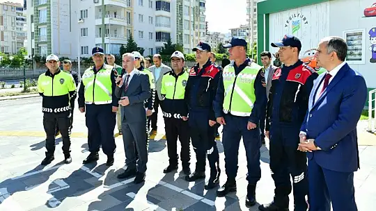 'Trafik Kurallarına Uymak Hepimizin Asli Görevidir'