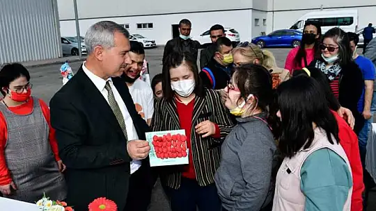 DOWN Sendromlu Çocuklar Gönüllü Çevre Müfettişi Oldu