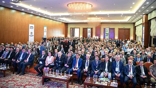 51 İlin Su İdareleri ve 30 Akademisyen Su Zirvesinde Buluştu