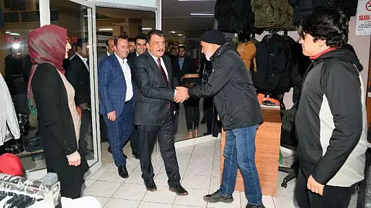 Esnaflardan Başkan Gürkan'a Hizmet Teşekkürü